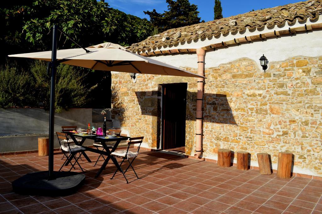 Casa Nel Vigneto Erice Guest House Bagian luar foto