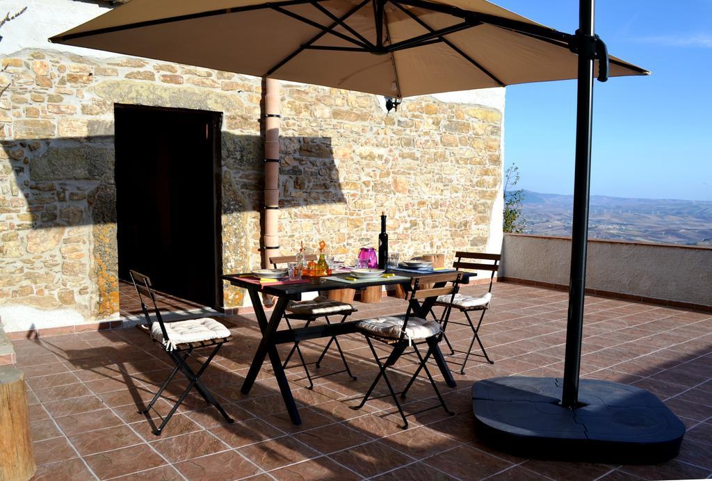 Casa Nel Vigneto Erice Guest House Bagian luar foto